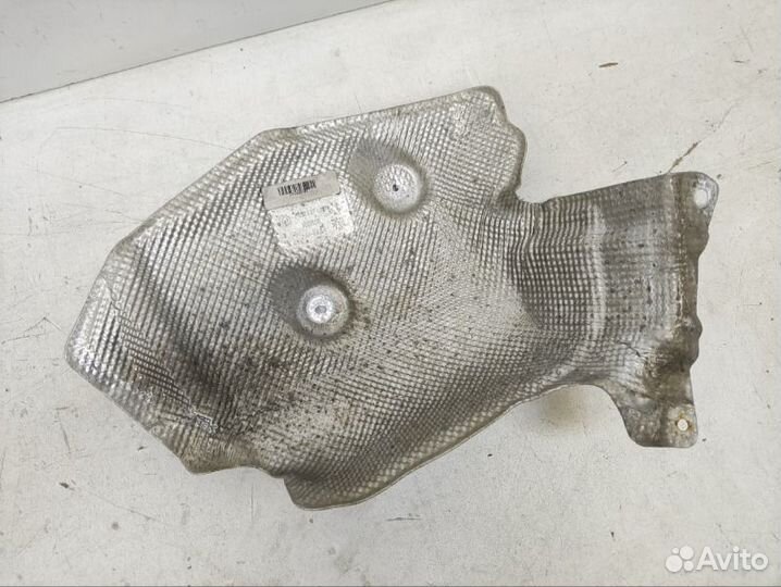 Теплозащита глушителя левая Bmw X5 G05 2018