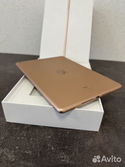 Apple iPad 8 поколения 32GB WiFi