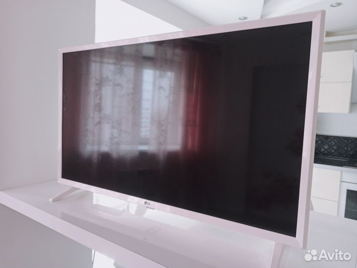 Телевизор LG 32 дюйма