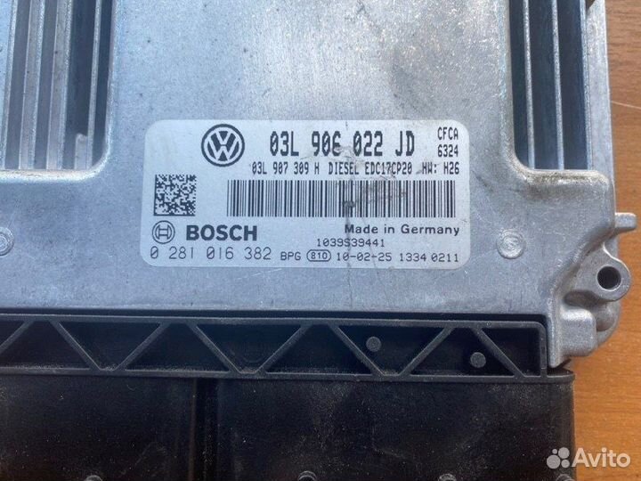 Блок управления двс Wv Transporter T5 cfca 2010