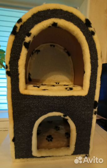 Домик для кошки с когтеточкой