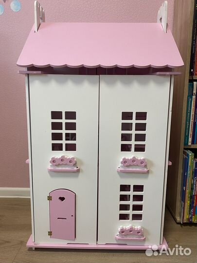 Кукольный дом деревянный