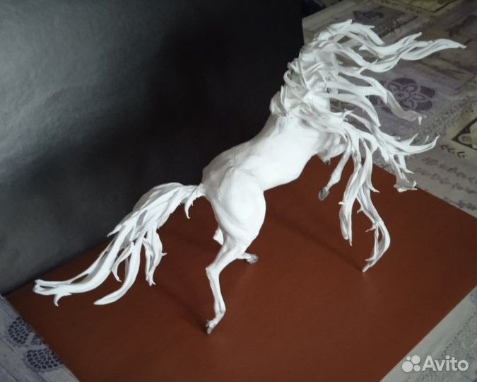 Конь - бархатный пластик хендмейд