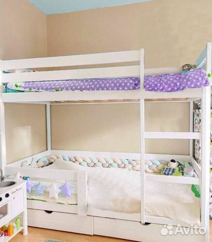 Кровать двухъярусная 