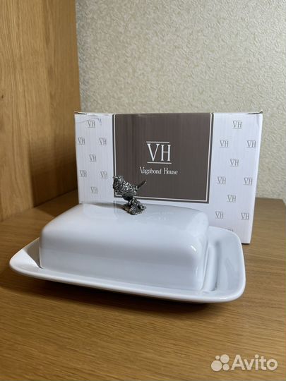 Новая масленка Vagabond House, птичья трель