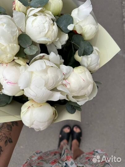 Букет цветов пионы