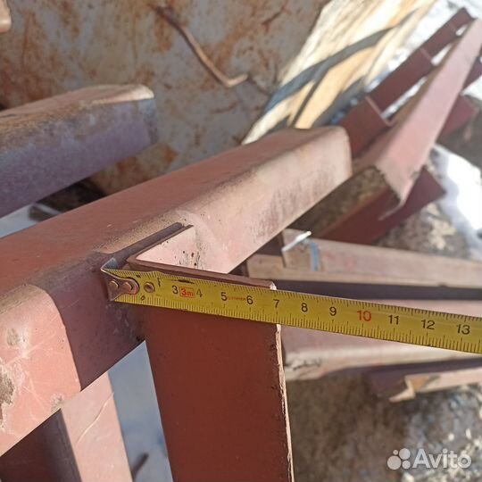 Полки стеллажи металлические