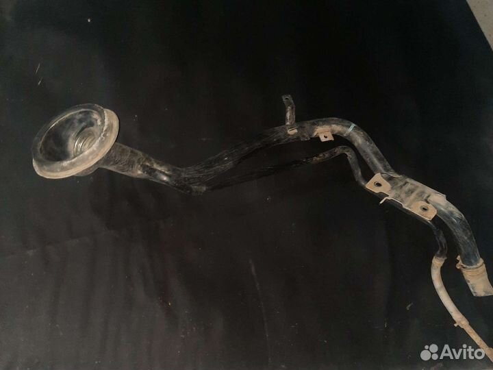 Заливная горловина x-trail t30