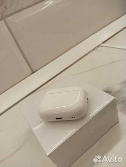 Наушники airpods с шумоподавлением