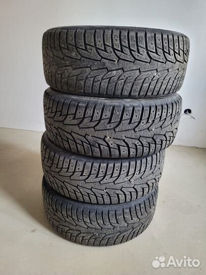 Hankook Winter I'Pike 225/50 R17