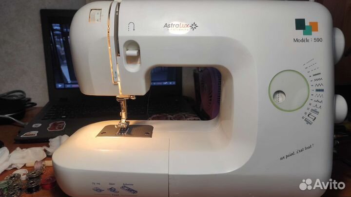 Швейная машина astralux 590