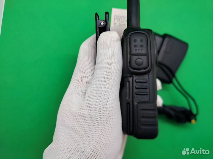 Рация Yaesu VX-7R