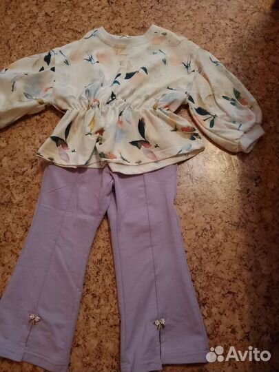 Комплект ы на девочку 4годика