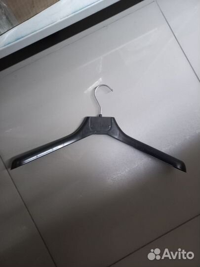 Вешалки плечики