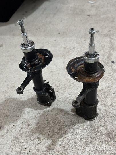 Амортизаторы на priora передние