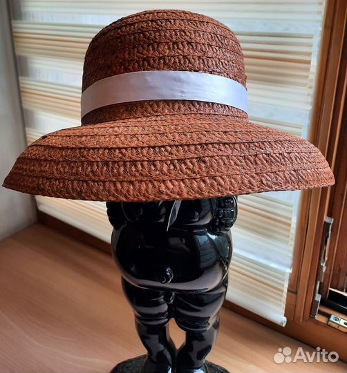 Соломенные шляпы