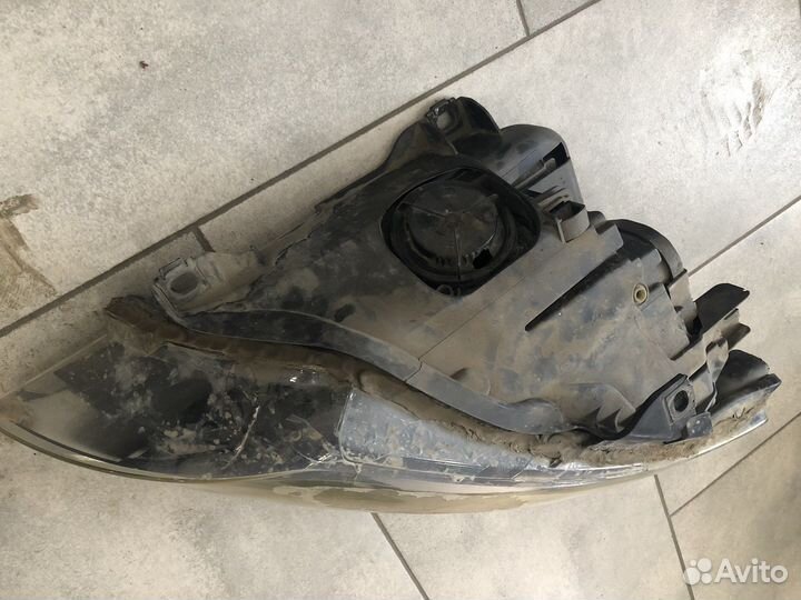 Фары на Audi Q7 2008г/4L (дорест)