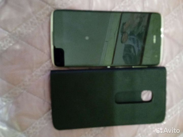 Мобильные телефон alcatel