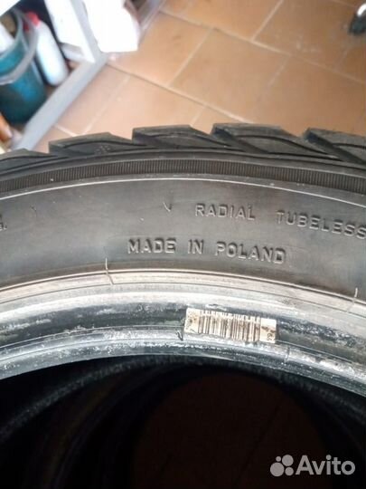 Sava Eskimo Stud 215/55 R17