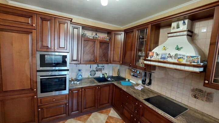 4-к. квартира, 115 м², 13/13 эт.