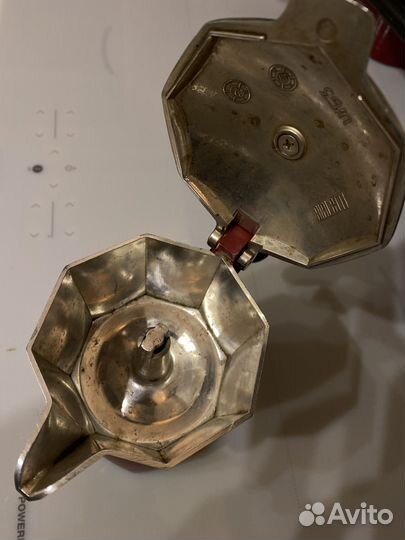 Гейзерная кофеварка bialetti