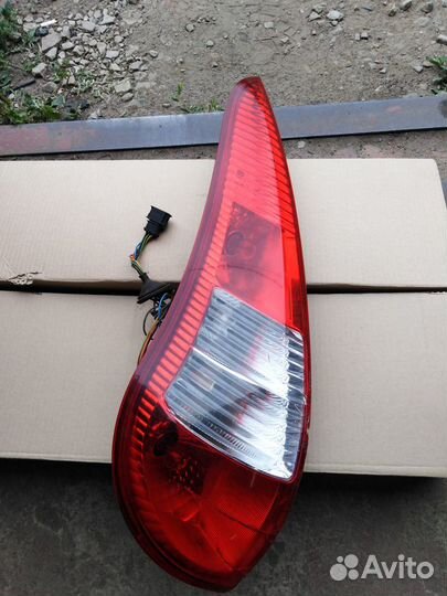 Фонарь задний Калина 1