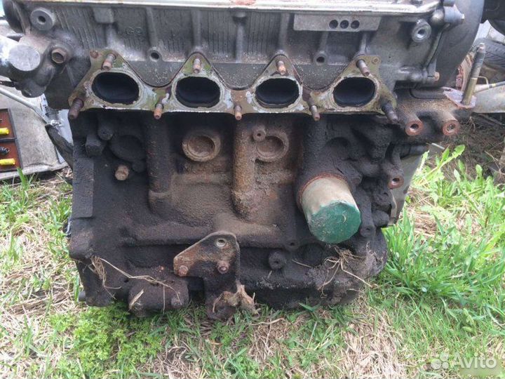 Двигатель Mitsubishi Galant 7