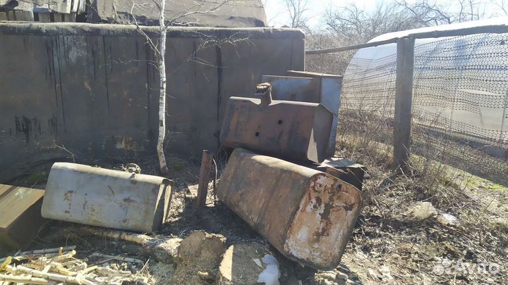 Продам бак под П/Прицеп 500-600 литров+ кронштейны