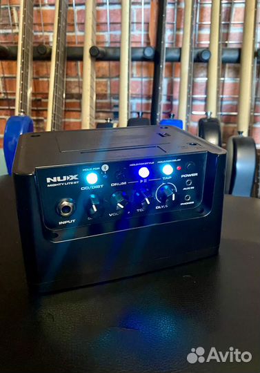 Портативный Моделирующий Комбик NUX