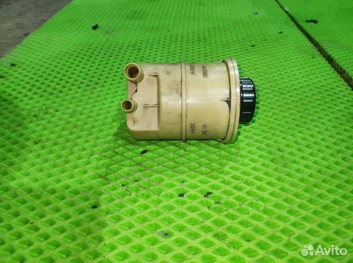 Бачок гидроусилителя Renault Duster