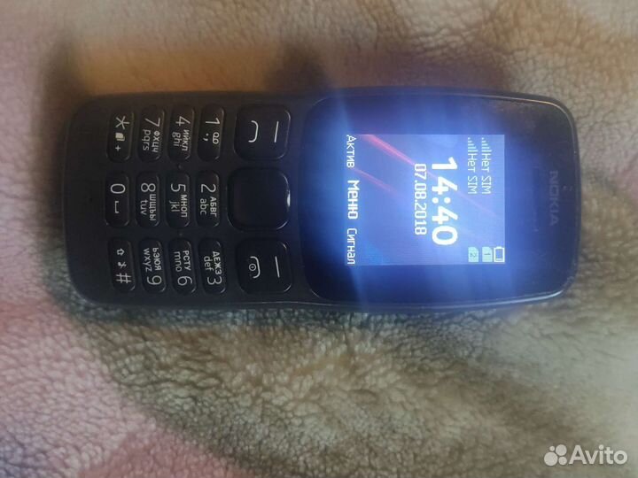Кнопочный телефон nokia 105