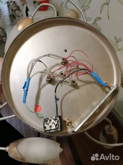 Люстра б/у, 9 плафонов с лампочками