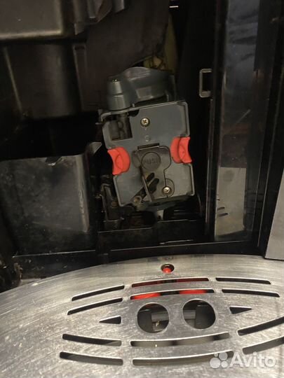 Кофемашина delonghi magnifica esam