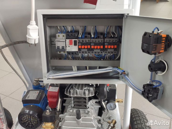 Штукатурная станция Гранд 3 / Grand3