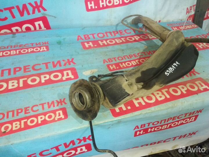 Заливная горловина бензобака Опель Астра Н