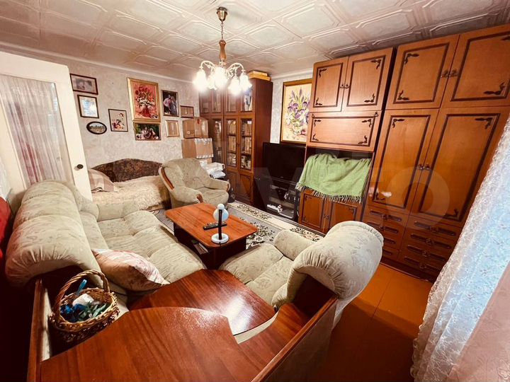 2-к. квартира, 55 м², 1/2 эт.