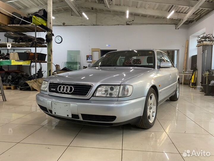 Резонатор воздушного фильтра Audi A6 C4 AAH 1995