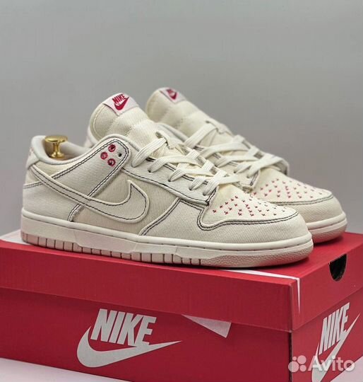 Кроссовки Nike Dunk Low 