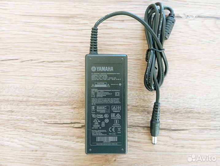 Блок питания для пианино Yamaha CLP-735