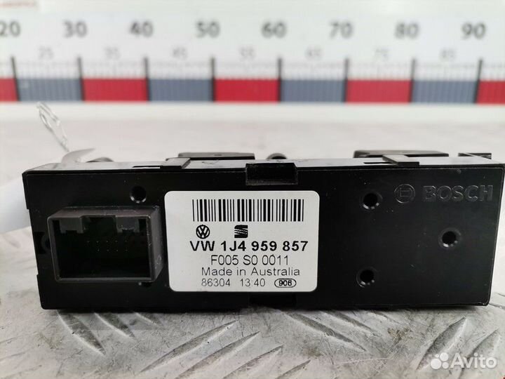 Блок управления стеклоподъемниками Volkswagen B5