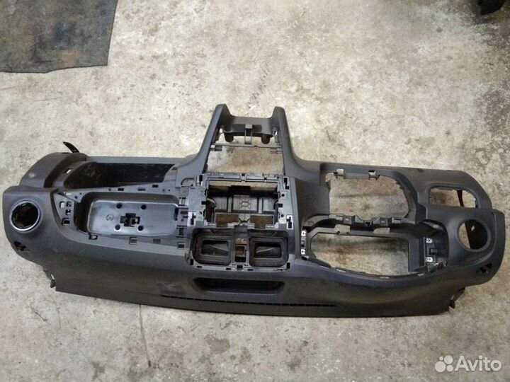 Панель (торпеда) Рено Логан 2,Рено Сандеро 2