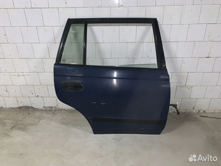Дверь задняя правая Toyota Carina E универсал