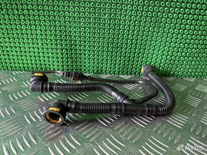 Патрубок вентиляции картерных газов Peugeot 307