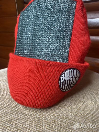 Шапка для брейкданса