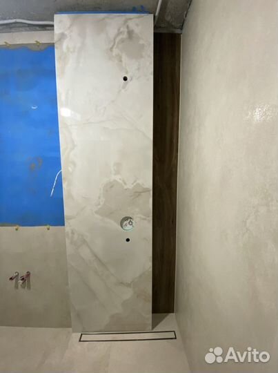 Укладка кафельной плитки керамогранита мозайки и б