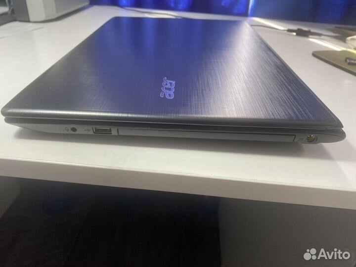 Ноутбук Acer Aspire E5-523 6973