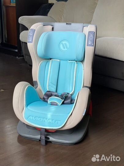 Автомобильное детское кресло 9-25 кг