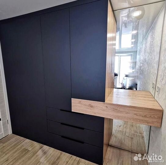 Шкафы в прихожую на заказ от производителя