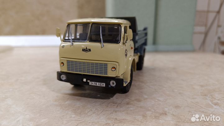 Модель маз 5549
