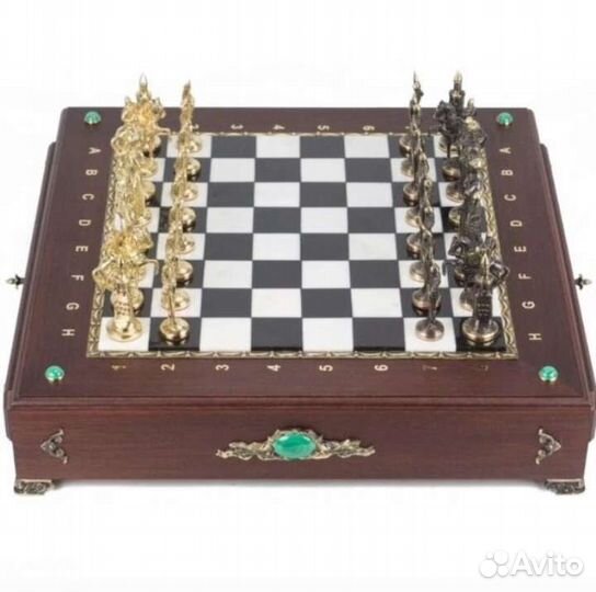 Шахматы - ларец
